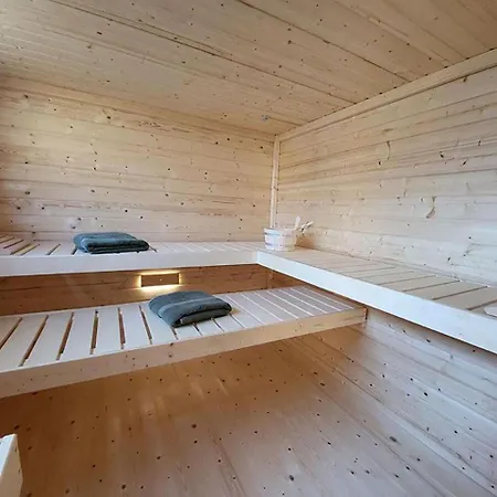 Holiday home Ferienhaus Bobby