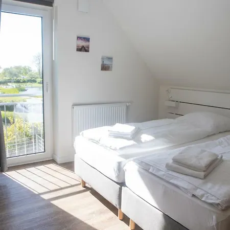 Ferienhaus Bobby Holiday home *